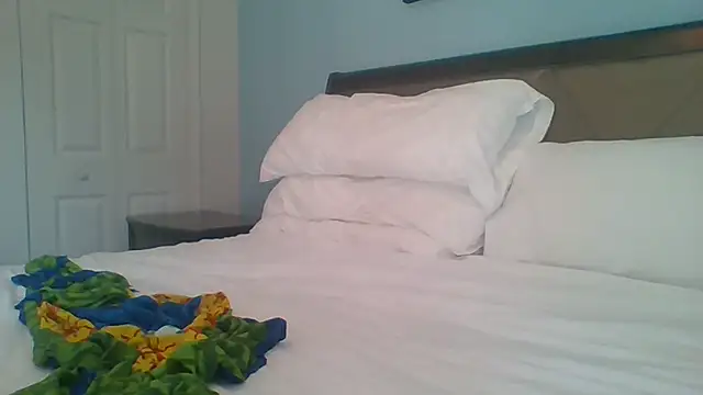 Snapshot of tendertormentt chatting on December 17, 8:21 pm tendertormentt online show from December 17, 8:21 pm