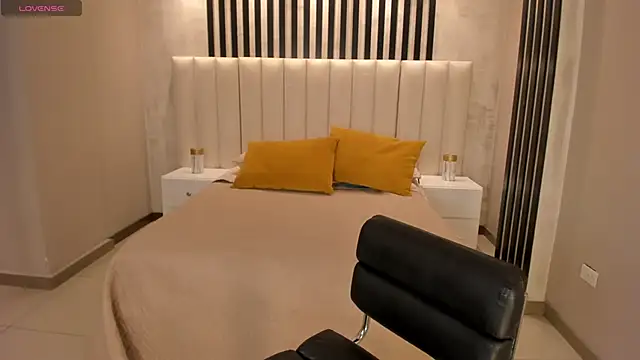 FernandaX1 online show from March 6, 6:26 pm