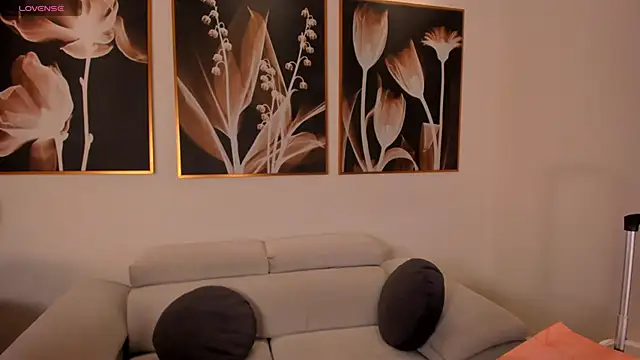 FernandaX1 online show from November 6, 11:11 am