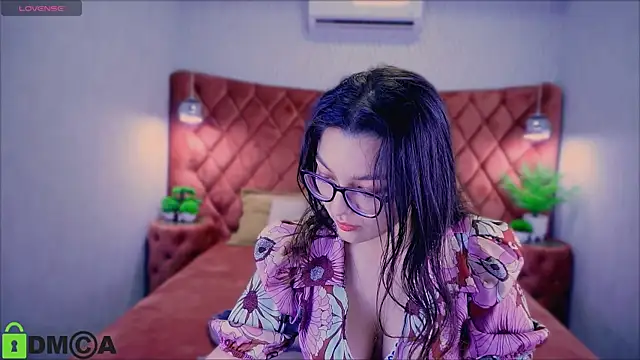 ZarifaBev online show from December 28, 10:55 pm