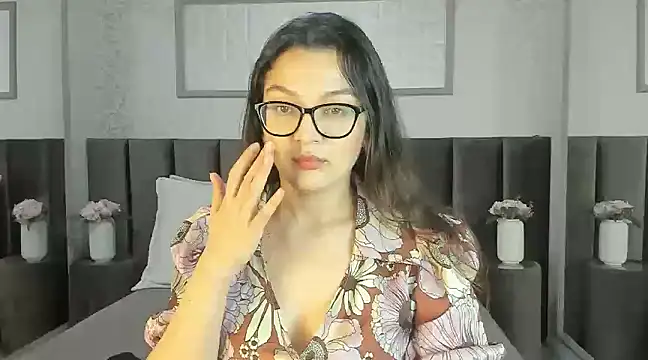 ZarifaBev online show from January 9, 8:11 pm