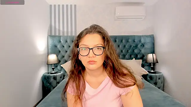 ZarifaBev online show from September 27, 1:38 pm