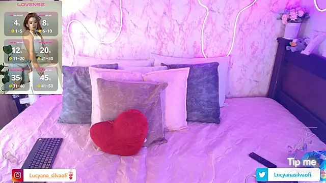 LucyanaSilva online show from October 11, 2:15 pm