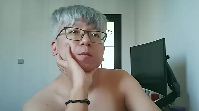 leoUSIR online show from November 9, 11:58 pm