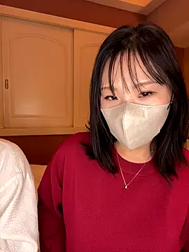 Snapshot of oji_oji123 chatting on December 22, 8:44 am oji oji123 online show from December 22, 8:44 am