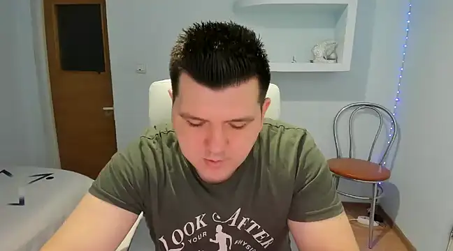 Snapshot of JasonJacks chatting on January 3, 10:52 am JasonJacks online show from January 3, 10:52 am
