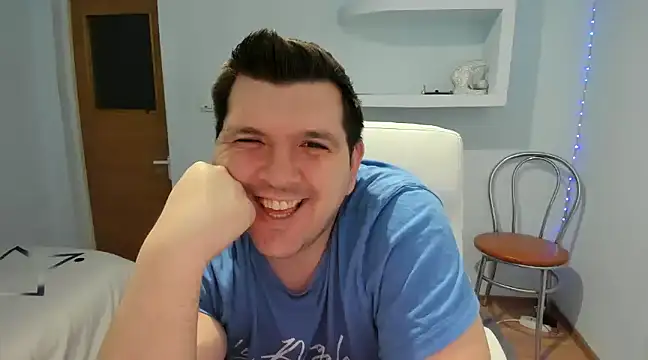 Snapshot of JasonJacks chatting on January 25, 2:03 pm JasonJacks online show from January 25, 2:03 pm