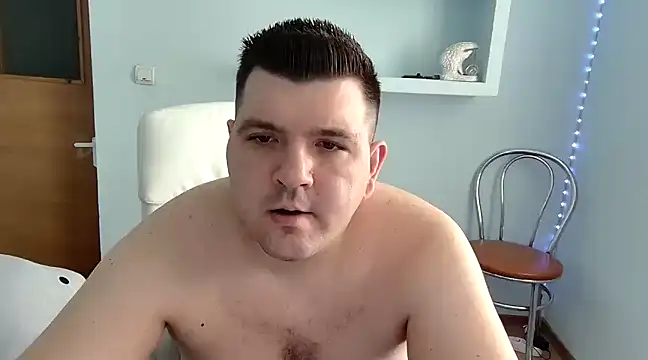 Snapshot of JasonJacks chatting on February 3, 8:35 am JasonJacks online show from February 3, 8:35 am