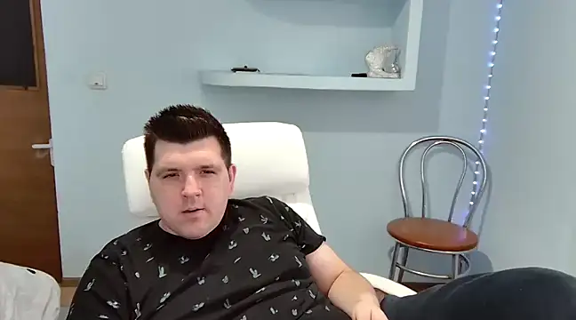 Snapshot of JasonJacks chatting on February 23, 1:42 pm JasonJacks online show from February 23, 1:42 pm