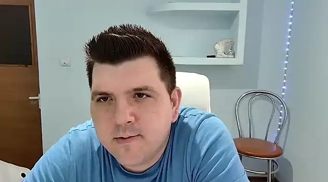 Snapshot of JasonJacks chatting on February 26, 1:30 pm JasonJacks online show from February 26, 1:30 pm