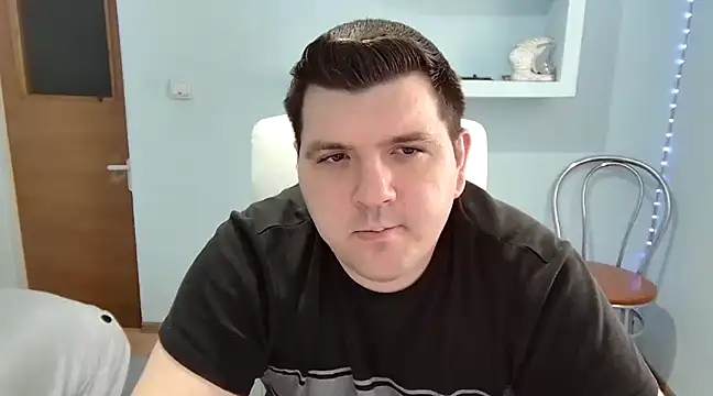 Snapshot of JasonJacks chatting on March 5, 9:38 am JasonJacks online show from March 5, 9:38 am