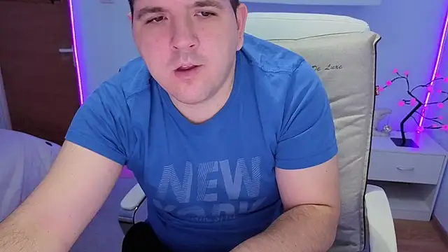 Snapshot of JasonJacks chatting on October 28, 4:38 am JasonJacks online show from October 28, 4:38 am