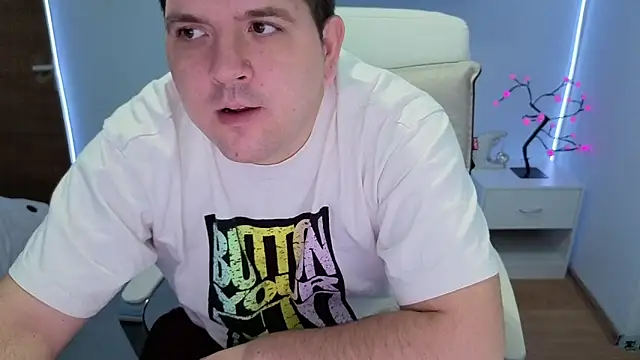 Snapshot of JasonJacks chatting on November 7, 3:50 am JasonJacks online show from November 7, 3:50 am