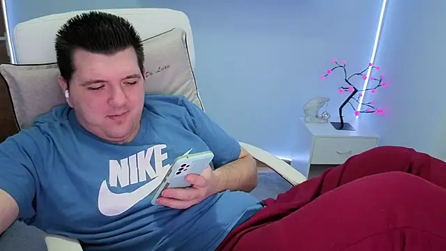 Snapshot of JasonJacks chatting on November 11, 4:45 am JasonJacks online show from November 11, 4:45 am