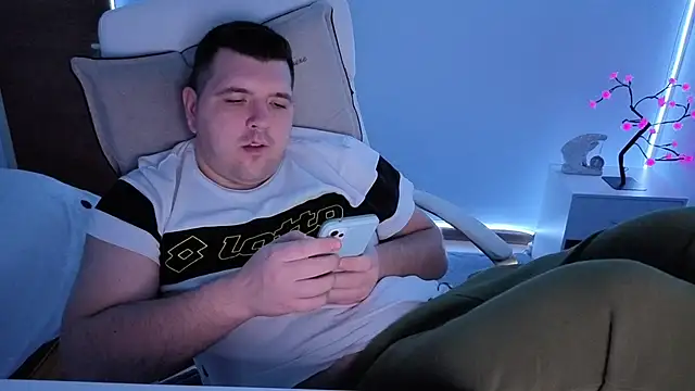 Snapshot of JasonJacks chatting on November 21, 5:39 am JasonJacks online show from November 21, 5:39 am