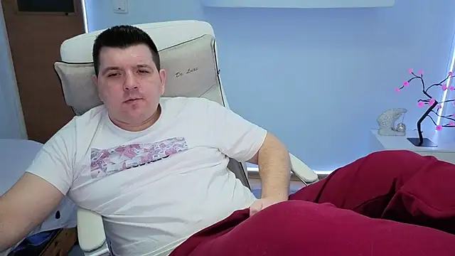 Snapshot of JasonJacks chatting on November 29, 4:15 am JasonJacks online show from November 29, 4:15 am