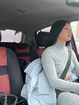 Snapshot of JulliaVegas chatting on March 1, 1:32 am JulliaVegas online show from March 1, 1:32 am