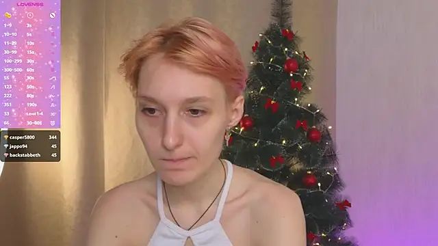 AlmeWood online show from December 28, 10:14 am