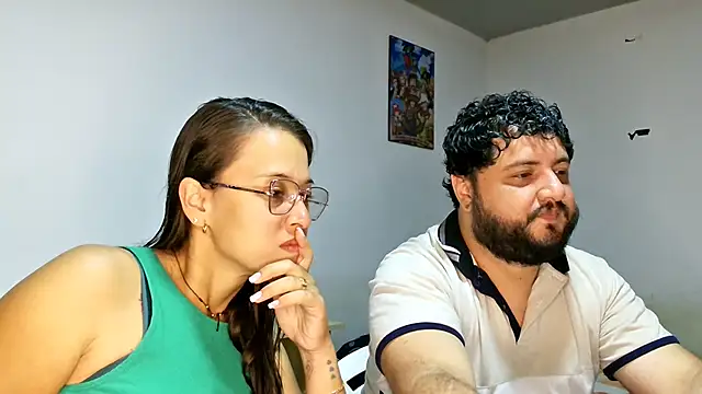 Snapshot of Paloma_Desire chatting on December 23, 12:52 pm Paloma Desire online show from December 23, 12:52 pm