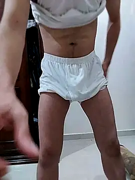 Snapshot of big_cock2182 chatting on May 15, 11:56 pm big cock2182 online show from May 15, 11:56 pm