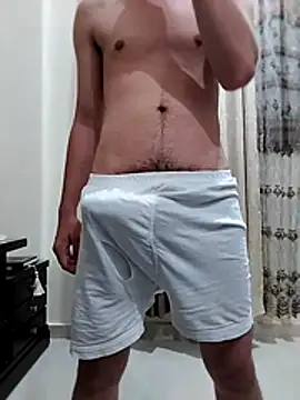 Snapshot of big_cock2182 chatting on May 25, 12:38 am big cock2182 online show from May 25, 12:38 am
