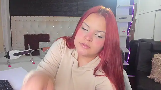 melanie hh online show from March 21, 4:06 am