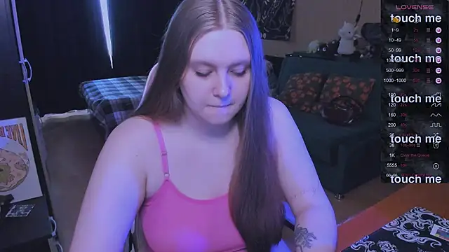 Alice Dreamgirl  online show from April 10, 12:21 pm