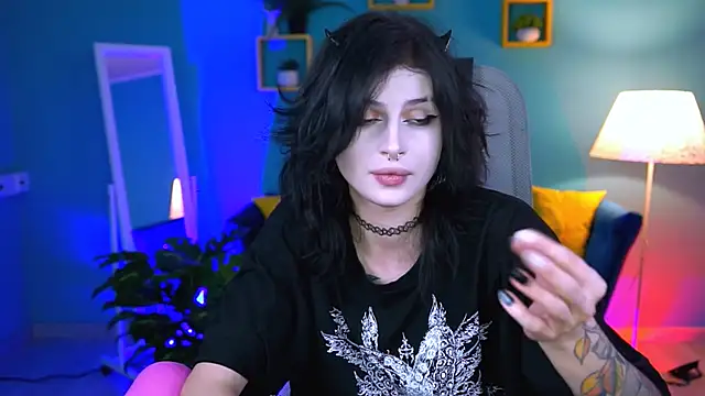 Snapshot of JadeCastle_ chatting on October 9, 5:55 pm JadeCastle online show from October 9, 5:55 pm