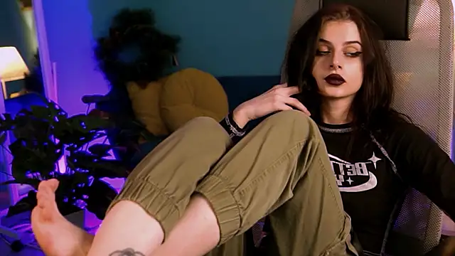 JadeCastle  online show from January 31, 7:45 pm