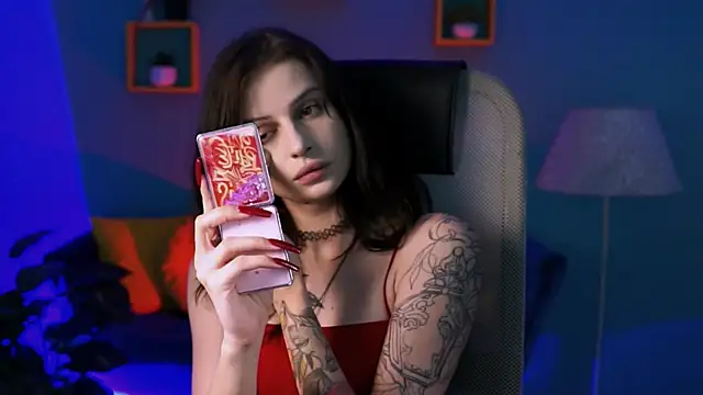 JadeCastle  online show from July 25, 5:10 pm