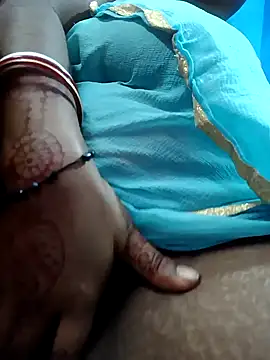 Snapshot of Hot-Manshi2 chatting on February 3, 10:21 pm Hot-Manshi2 online show from February 3, 10:21 pm