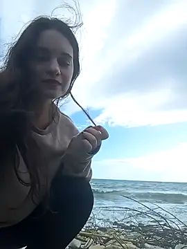 Eleni Pappa online show from February 2, 10:24 am