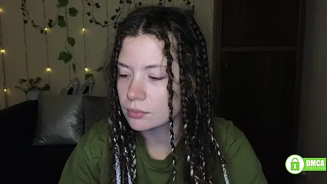 Alicia redfollow online show from March 1, 6:21 pm