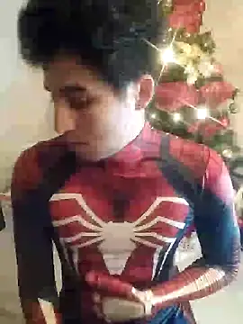 Snapshot of GamerQuinn chatting on December 18, 12:18 pm GamerQuinn online show from December 18, 12:18 pm