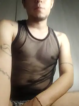 Snapshot of GamerQuinn chatting on December 21, 10:50 am GamerQuinn online show from December 21, 10:50 am