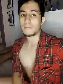 Snapshot of GamerQuinn chatting on December 28, 3:26 pm GamerQuinn online show from December 28, 3:26 pm