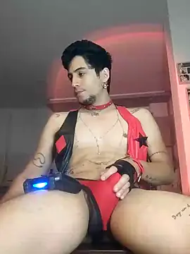 Snapshot of GamerQuinn chatting on January 8, 1:09 pm GamerQuinn online show from January 8, 1:09 pm