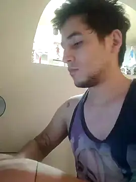 Snapshot of GamerQuinn chatting on January 20, 4:23 pm GamerQuinn online show from January 20, 4:23 pm