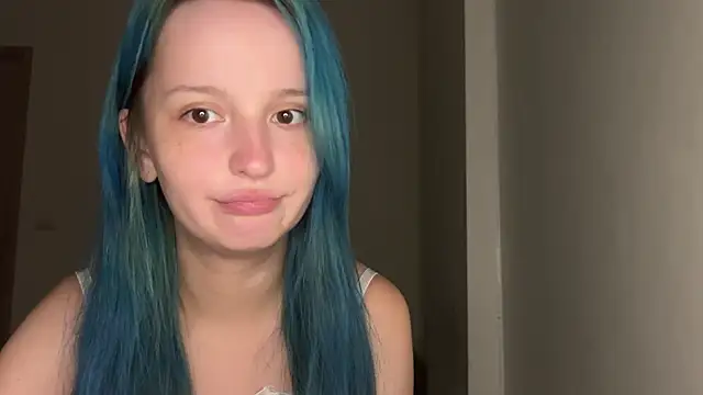 bumble bee online show from January 8, 12:37 pm