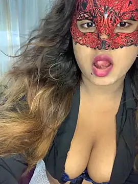 Snapshot of blackrose02 chatting on November 21, 2:32 am blackrose02 online show from November 21, 2:32 am