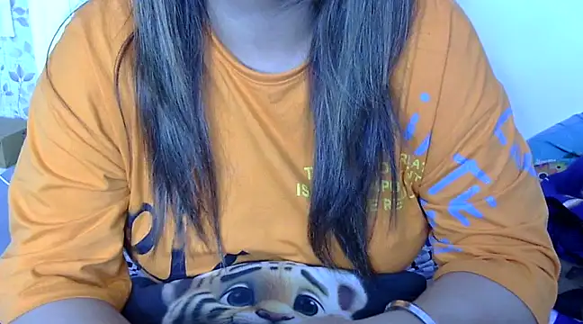 Snapshot of Noor__Kaur chatting on March 18, 7:42 pm Noor Kaur online show from March 18, 7:42 pm