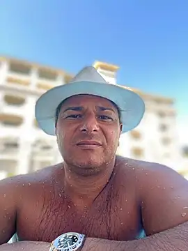 SecretlyDD online show from March 13, 11:51 am