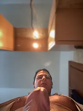 SecretlyDD online show from December 1, 8:08 am