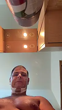 SecretlyDD online show from February 5, 7:57 am