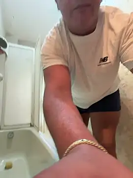 SecretlyDD online show from April 14, 6:52 am