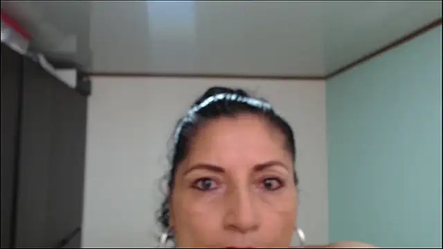 arianna ros3 online show from October 2, 3:41 pm