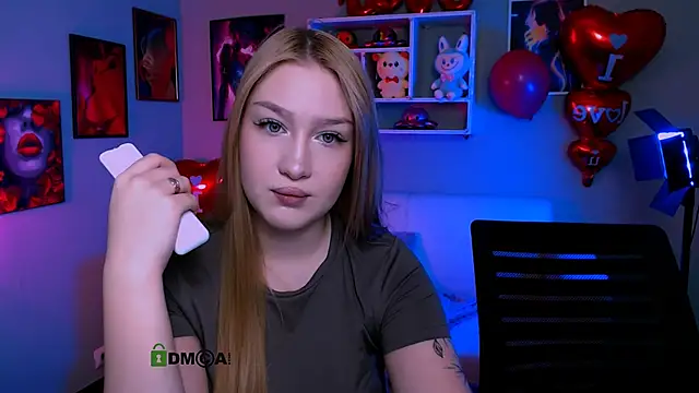 playful sophie online show from February 19, 8:16 pm