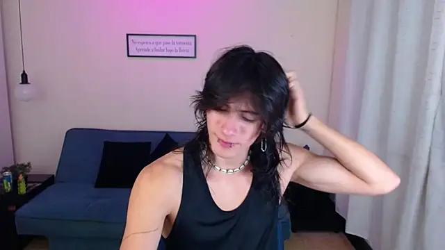 Snapshot of andreey50 chatting on January 6, 11:42 pm andreey50 online show from January 6, 11:42 pm