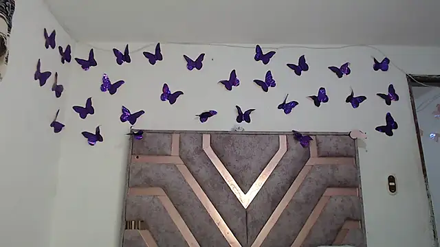 Anny Fox- online show from February 1, 3:27 am