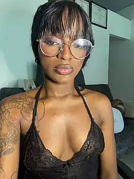 Zizi-campbel online show from January 28, 9:50 pm